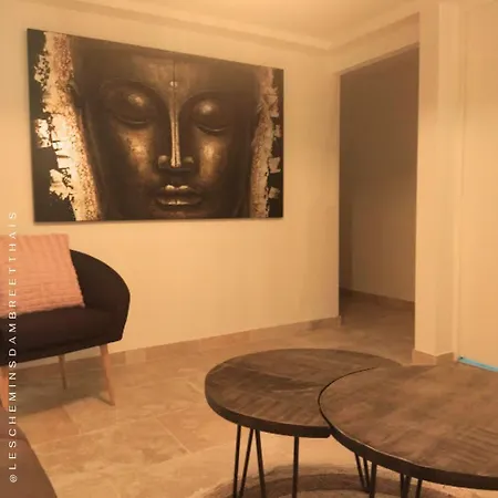 ホームステイ Les Chemins D'ambre Et Thais